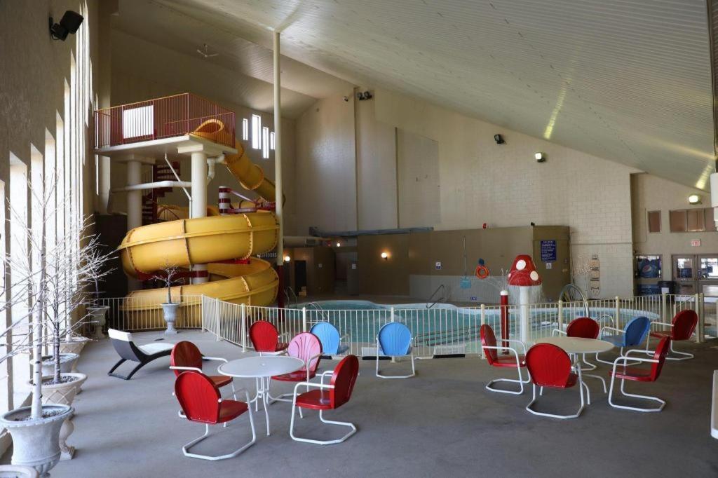 Medicine Hat Inn & Suites Esterno foto