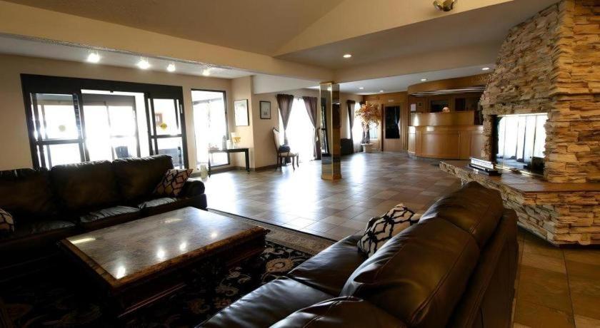 Medicine Hat Inn & Suites Esterno foto