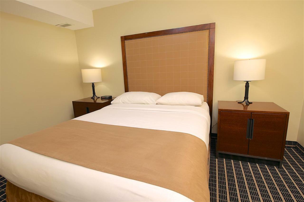 Medicine Hat Inn & Suites Esterno foto